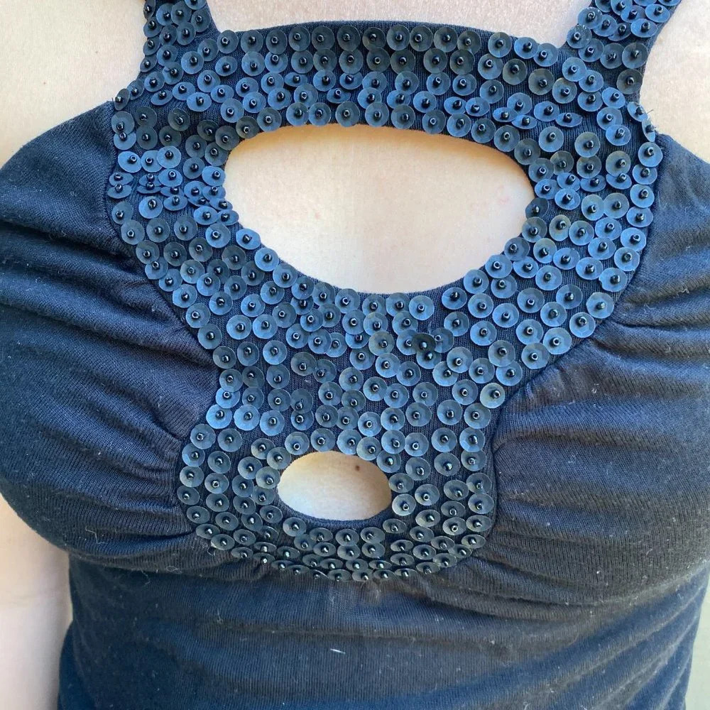 NWT Design History Sequined Knit Stretch Halter - size M - Picture 4 of 5